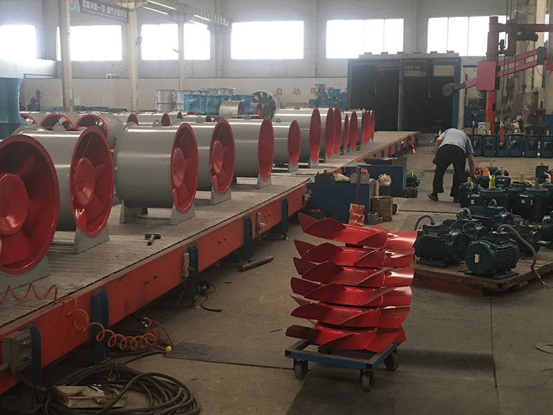 亞太風(fēng)機(jī)車間